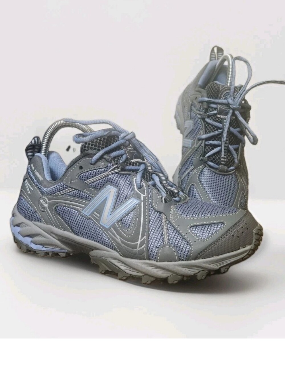 NEW BALANCE 573 All Terrain Trail Running Shoes 9D Gray Blue Outdoor Athletic